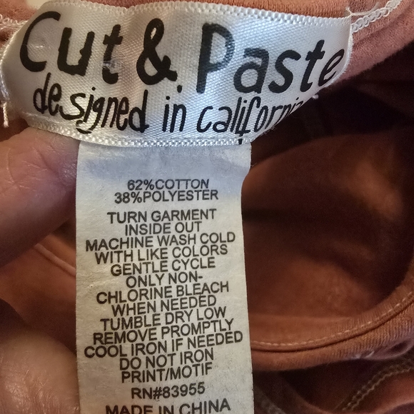 Women's Rust Graphic Long Sleeve Top - Picture 4 of 4